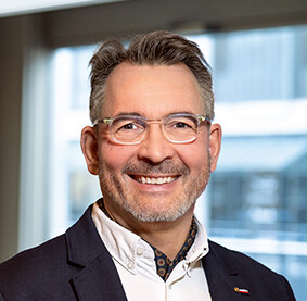 gleiches Motiv / unterschiedliche Datei ist 2 mal auf gleicher Seite